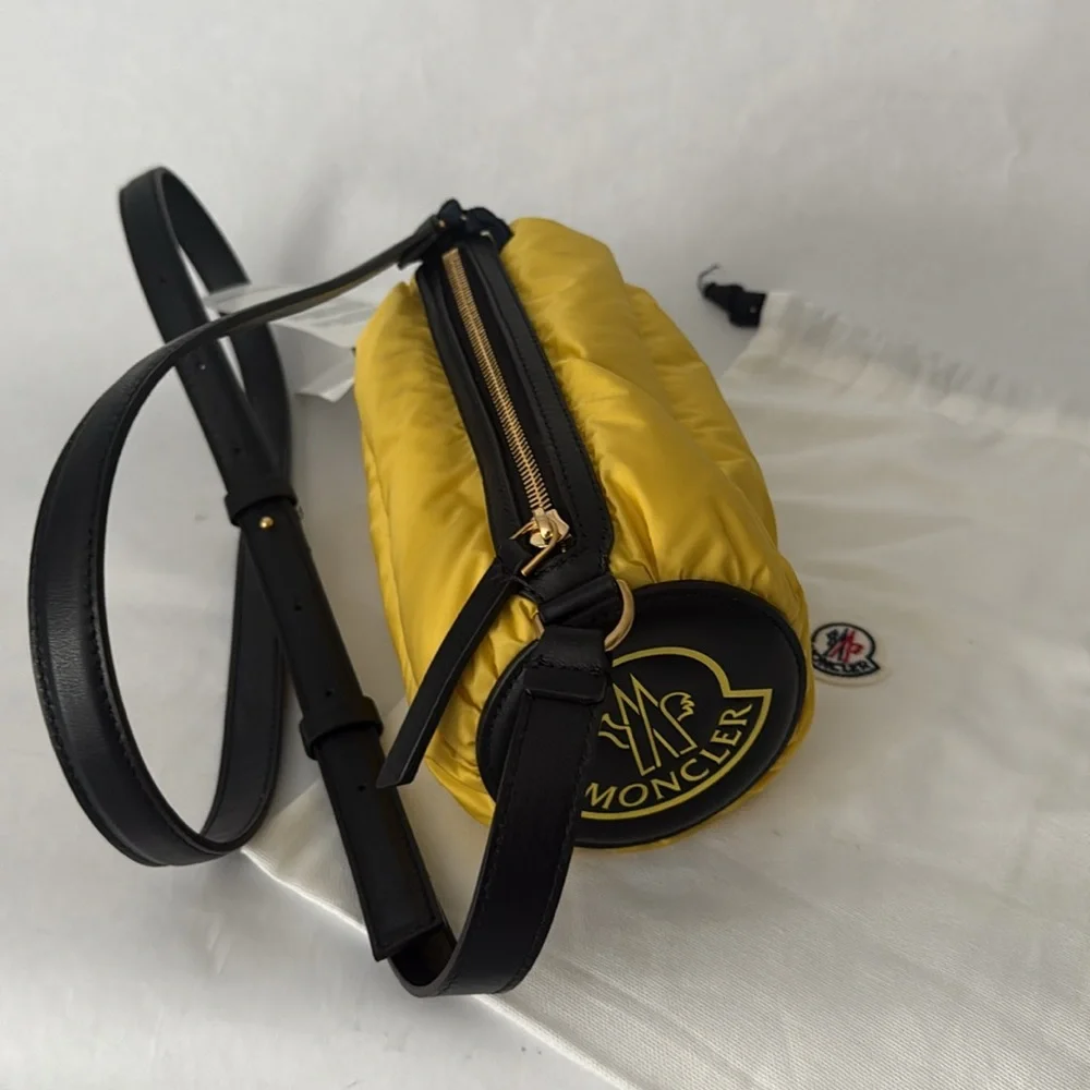 Moncler Yellow and Black Women's Bag - Picture 14 of 16
